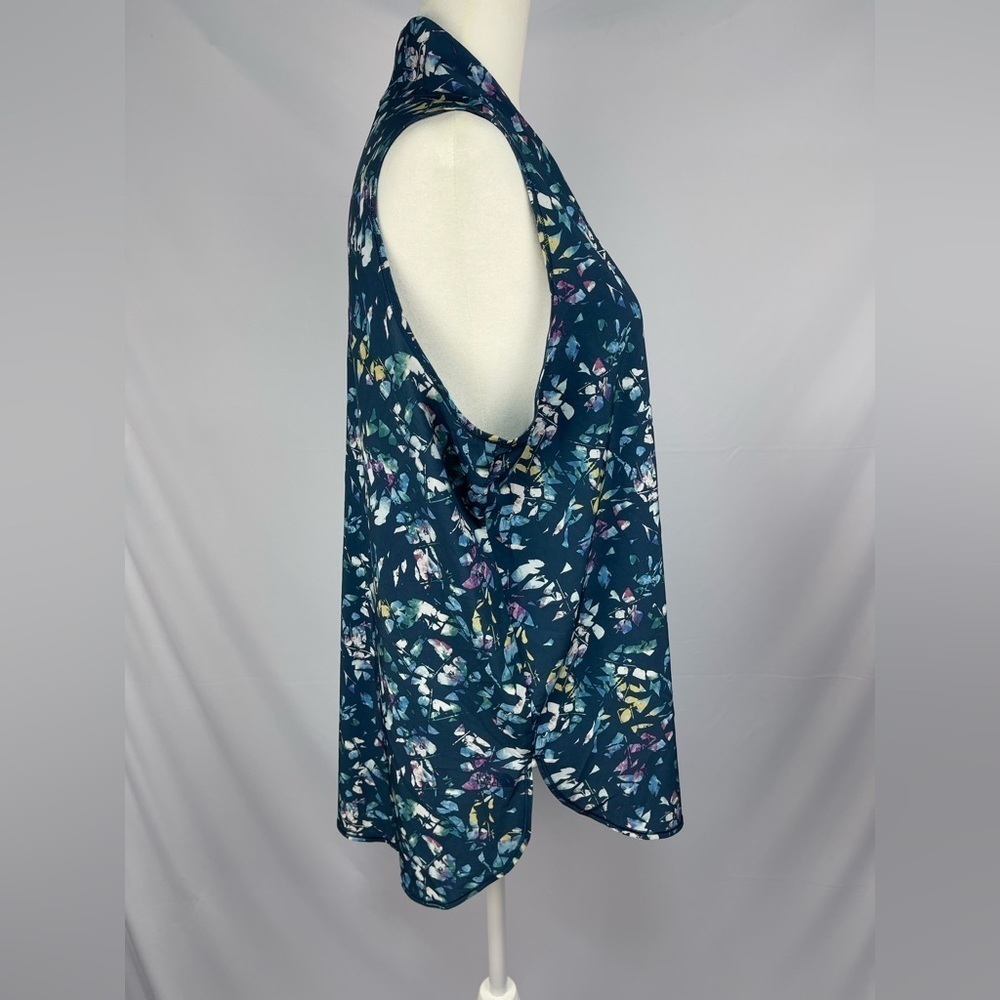 The North Face women’s sleeveless flowy blouse size L - Picture 5 of 15